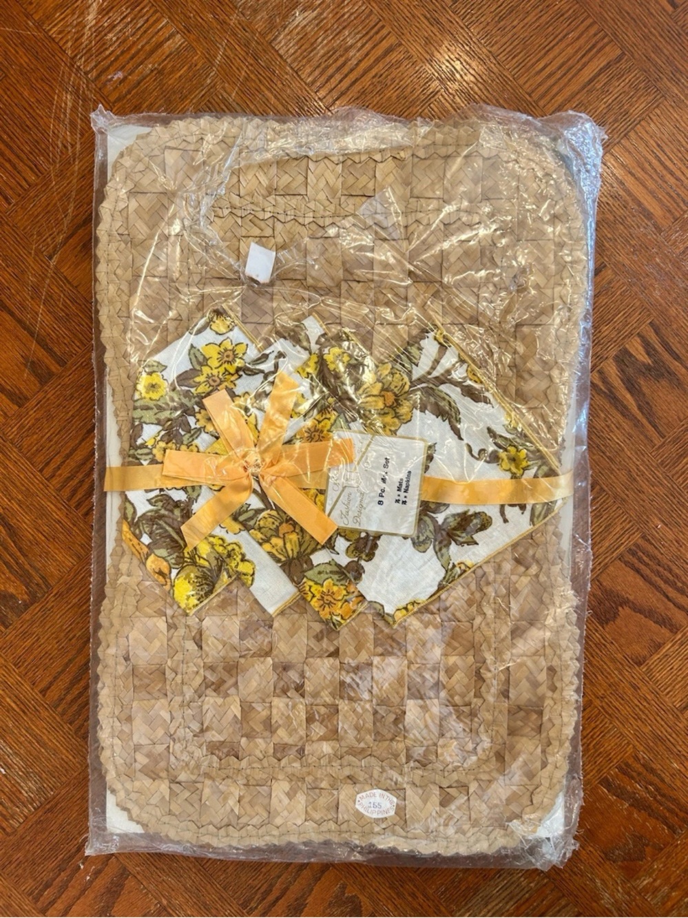 Vintage 8-Pc Woven Straw Placemat & Floral Napkin Set - New in Package